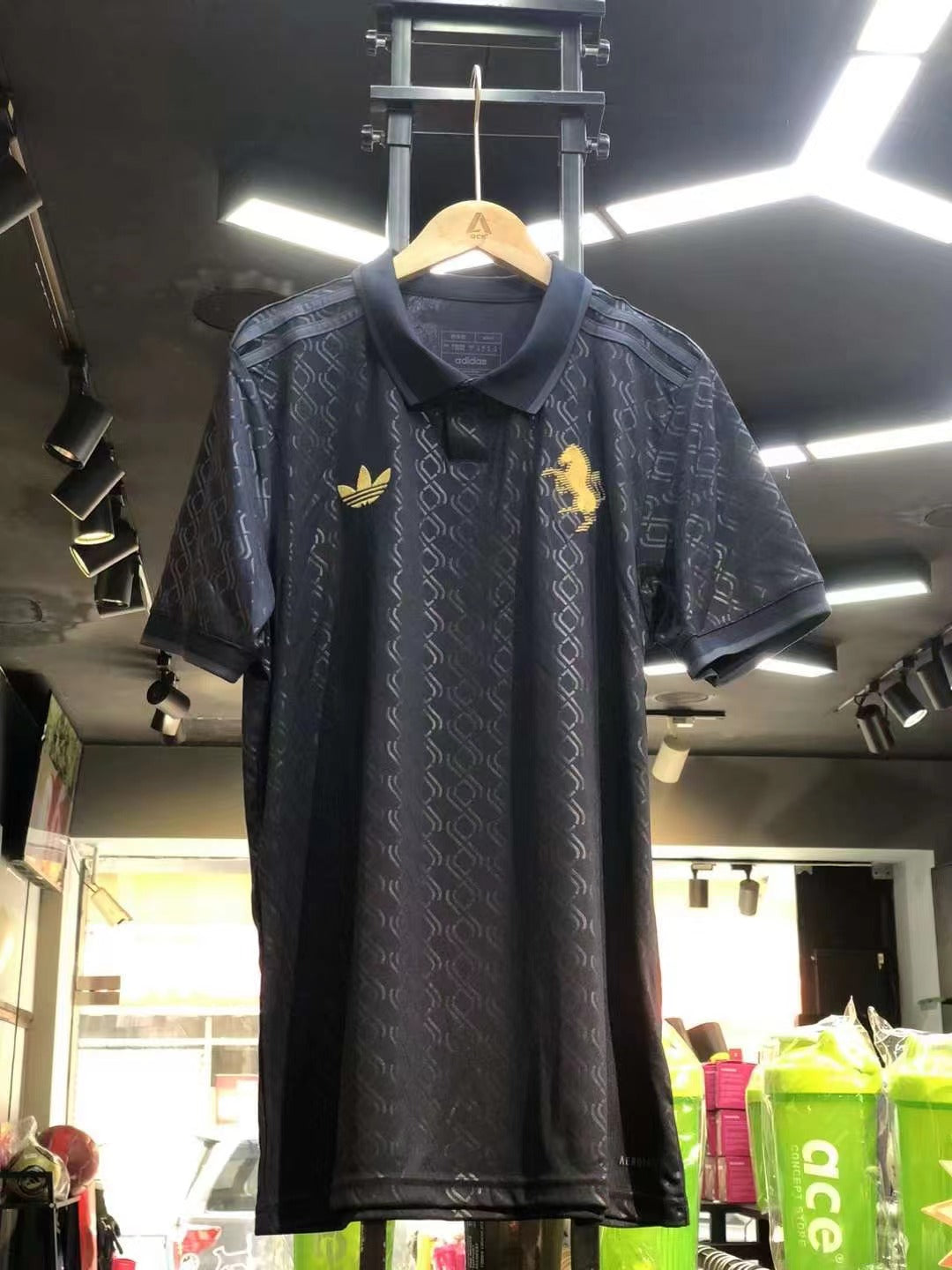24/25 adidas 祖雲達斯客場球迷版球衣