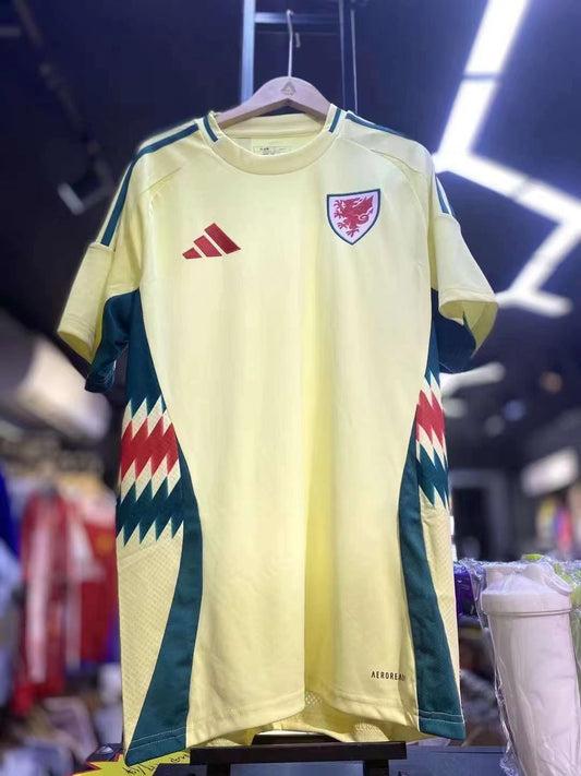 2024 Adidas 威爾士客場球迷版球衣