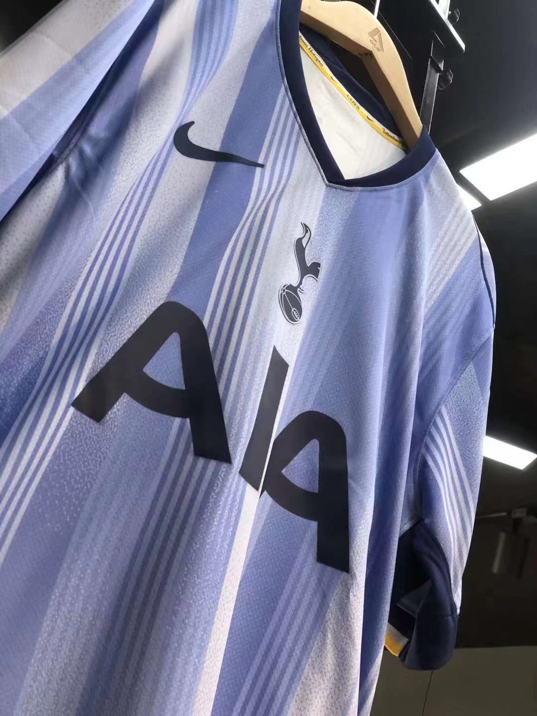 24/25 NIKE 熱刺客場球迷版球衣
