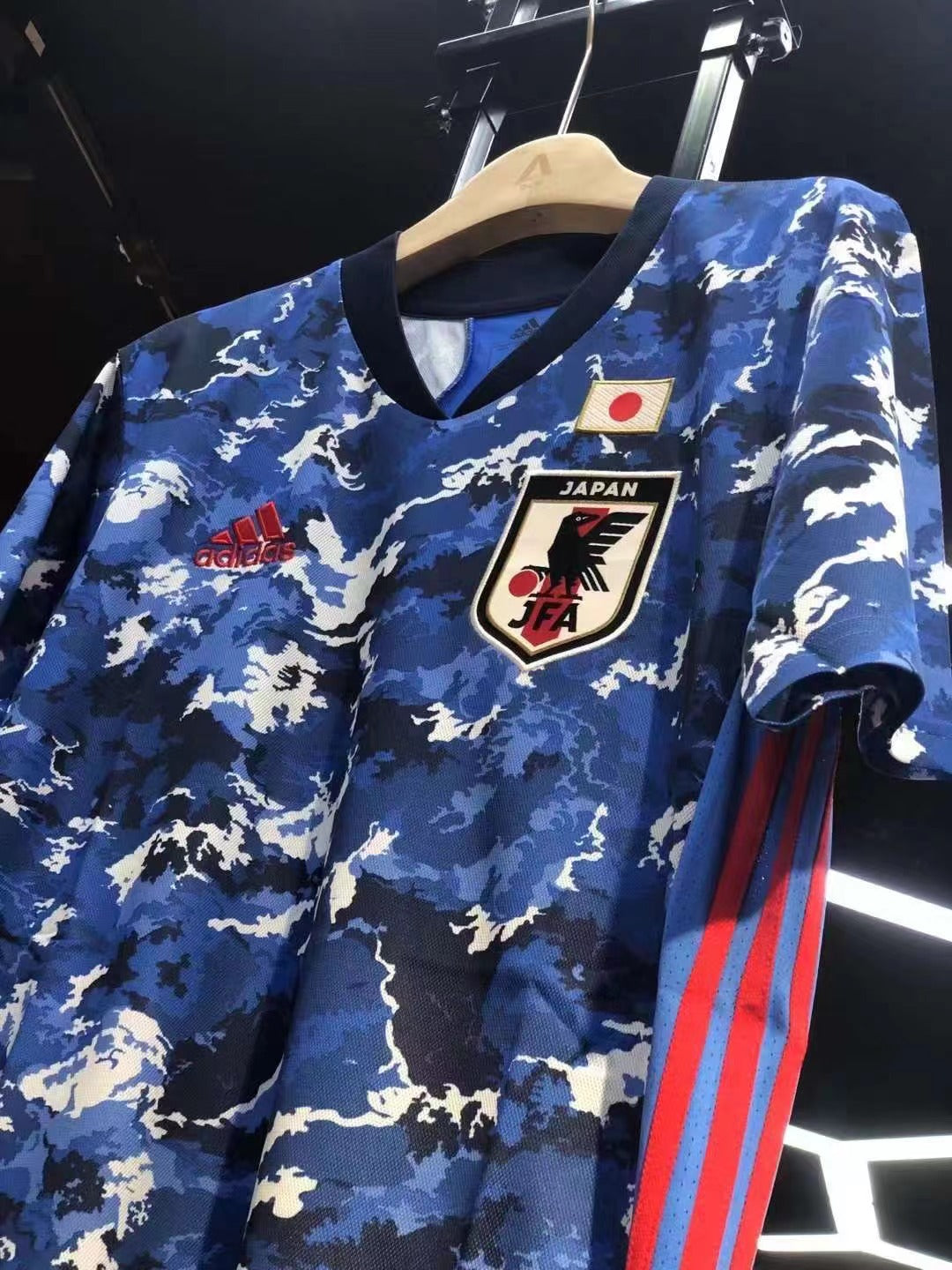2020日本國家隊主場球迷版球衣
