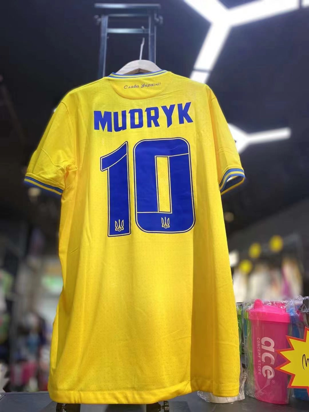 2024 烏克蘭主場球衣連10 MUDRYK